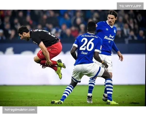 德甲赛季临近，柏林赫塔主帅已锁定锋线首发阵容但暂不公布