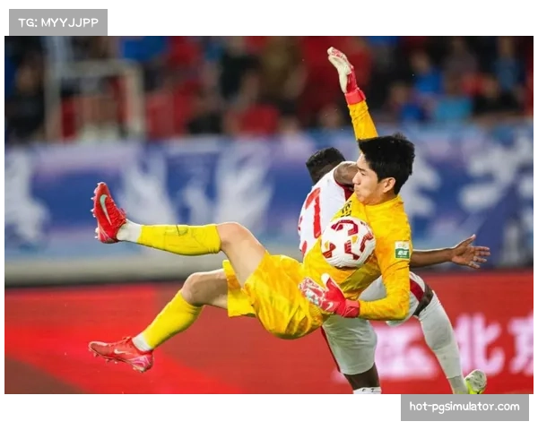 云南玉昆张宸梁染红离场 少打一人影响轮换节奏